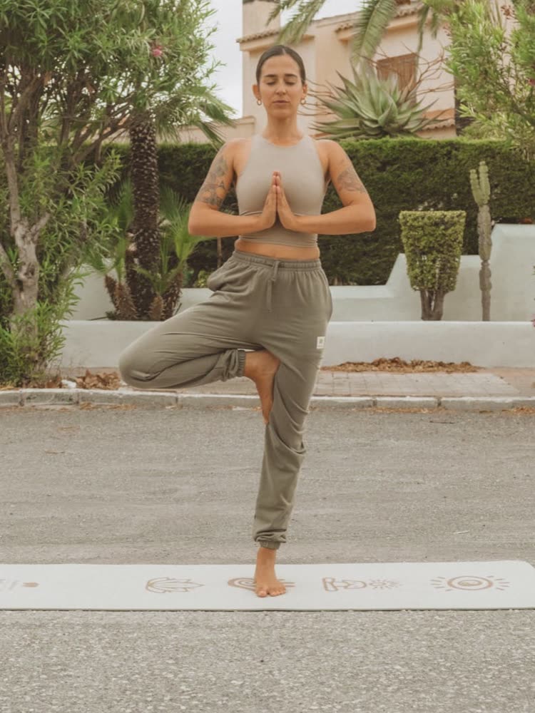 Sandra Dom&iacute;nguez, profesora de Nidra y Yin